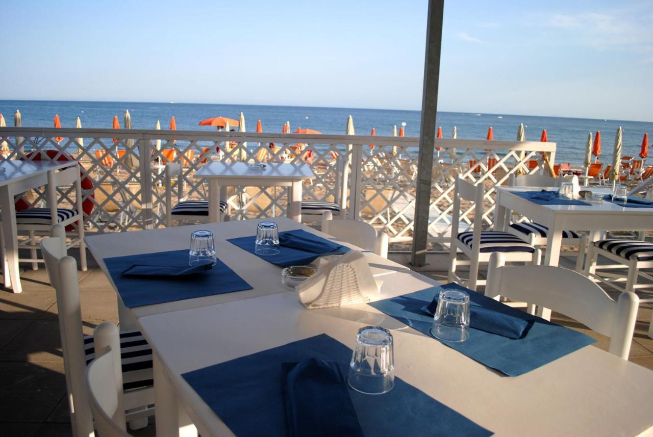Hotel Torre Del Sole Terracina Esterno foto