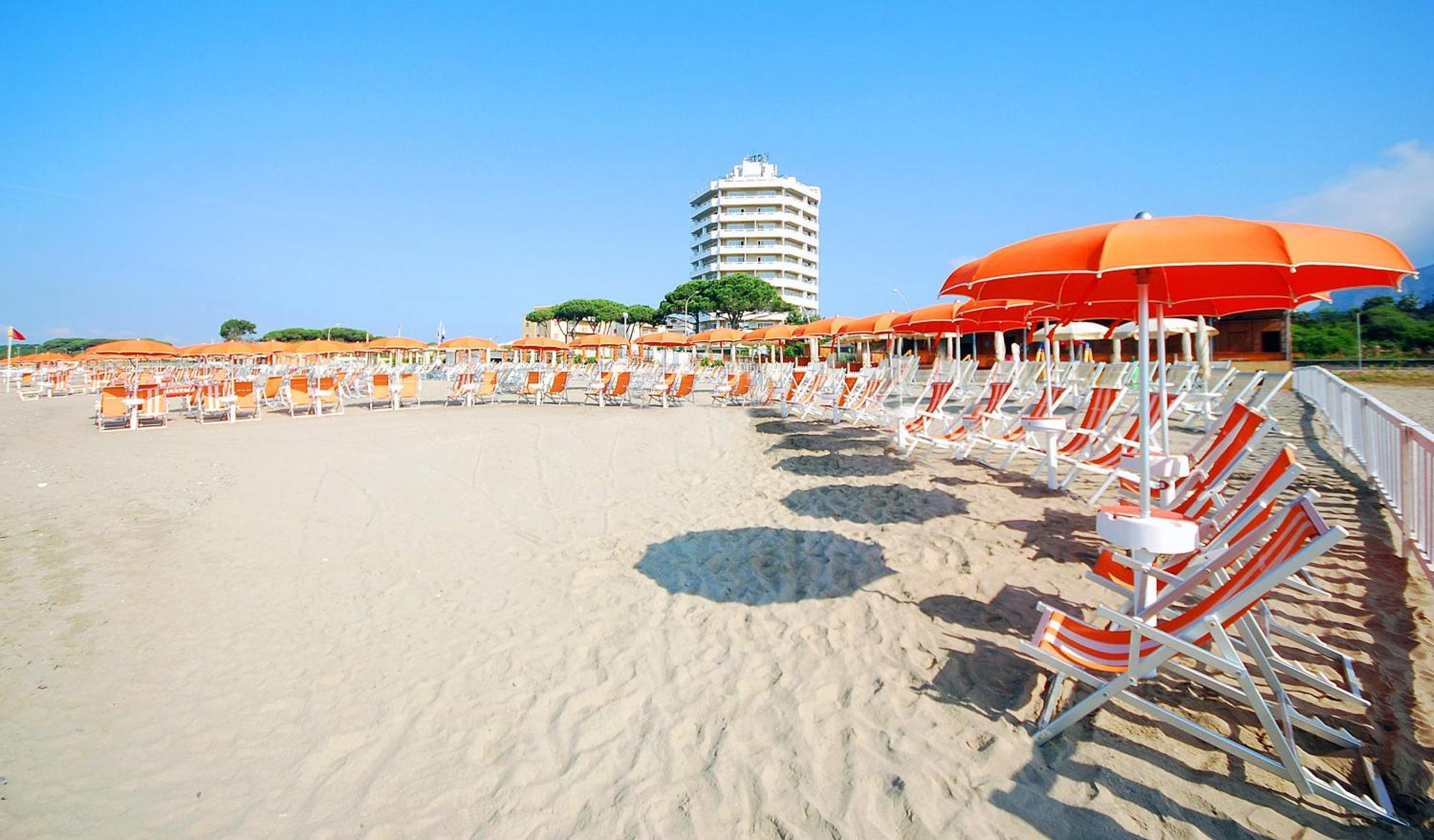Hotel Torre Del Sole Terracina Esterno foto