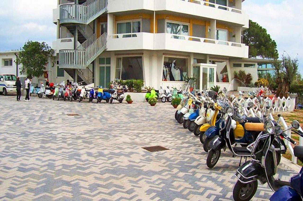 Hotel Torre Del Sole Terracina Esterno foto