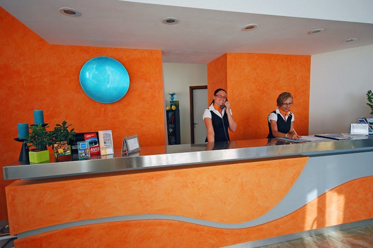 Hotel Torre Del Sole Terracina Esterno foto