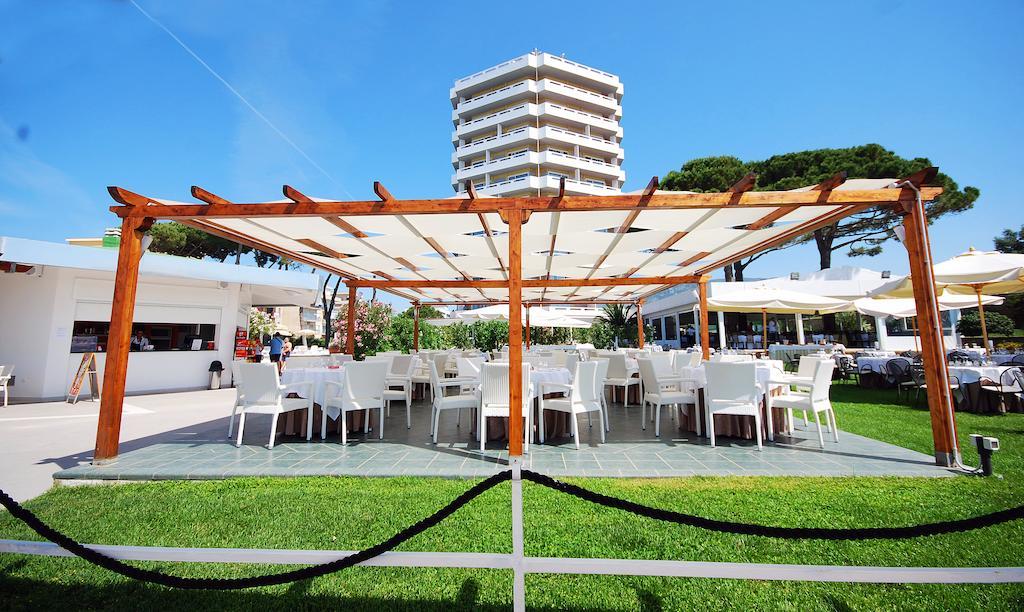 Hotel Torre Del Sole Terracina Esterno foto